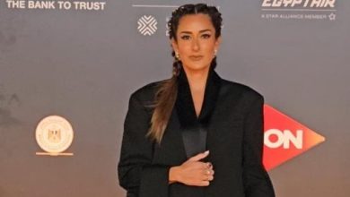 أمينة خليل وبسنت شوقى ونسرين طافش على ريد كاربت فيلم الجميع يحب تودا بالجونة