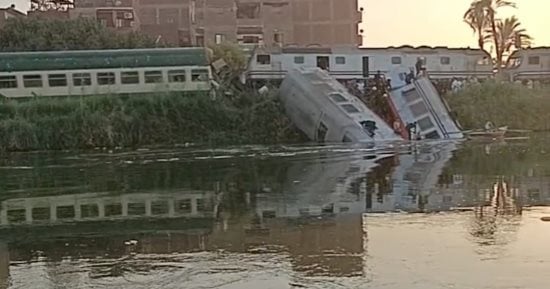 لا وفيات.. ننشر أسماء المصابين في حادث تصادم قطارى المنيا