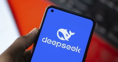 رسميا.. الهيئة التنظيمية الإيطالية تحظر تطبيق الذكاء الاصطناعى الصينى DeepSeek