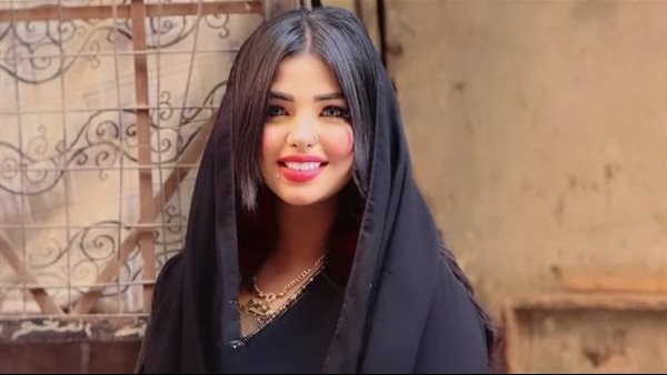 التحقيق مع البلوجر هبة طارق بتهمة نشر محتوى خادش للحياء
