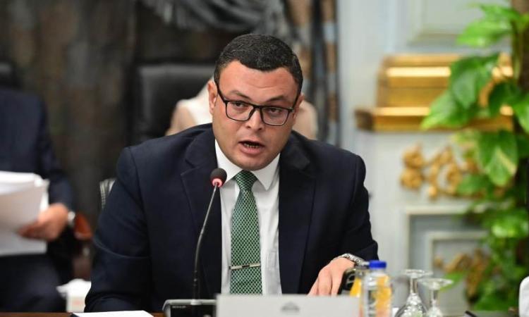 وزير الإسكان ومحافظ مطروح يتفقدان مشروع إحلال وتجديد كوبري روميل لتحسين الحركة المرورية