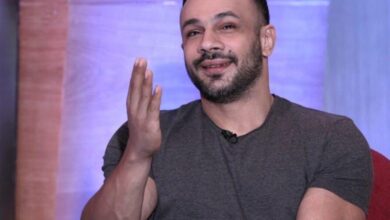 محمد عطية: لو كنت ست هنزل صوري بالمايوه.. هو حد ليه عندي حاجة؟