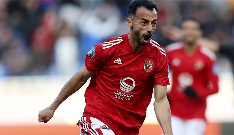 شوبير يكشف حقيقة عرض أحمد عبد القادر 30 مليون جنيه لفسخ عقده مع الأهلي