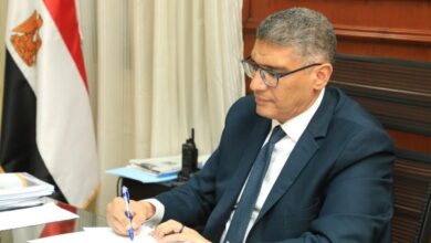 محافظ الجيزة يعقد اجتماعًا لمتابعة مشروعات الري والصرف الصحي ومياه الشرب