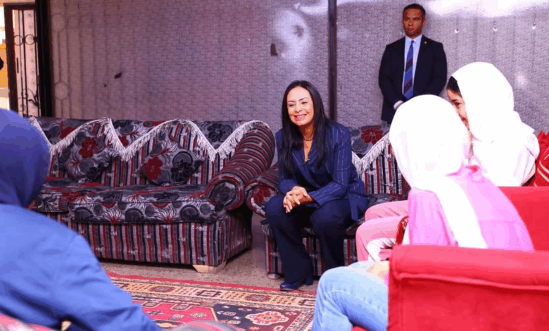 وزيرة التضامن تجري زيارة مفاجئة لجمعية السيدة نفيسة بحلوان للاطمئنان على اليتيمات والمسنات
