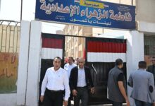مدبولي يغير مسار جولته بالمنوفية ويتفقد إحدى المدارس.. ماذا وجد؟