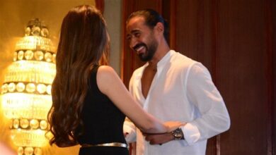 أحمد باتشان يخطف الأنظار بغنائه مع جنات “حبيبي بعد غيابه”