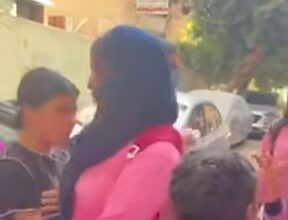 بعد نشر سوشيال برس.. الداخلية تكشف تفاصيل خناقة طالبة مع زميلاتها وألفاظ غير أخلاقية أمام مدرسة بمصر القديمة
