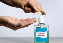 دراسة تحذر: بعض معقمات اليدين الكحولية قد تزيد خطر الإصابة بالسرطان