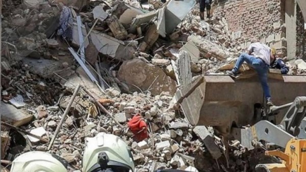 انهيار مبنى تحت التجديد في الغردقة.. وإصابة عامل