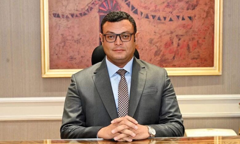 وزير الإسكان يتابع أعمال الوحدة المركزية للمدن المستدامة لتنفيذ استراتيجية “العمران الأخضر”