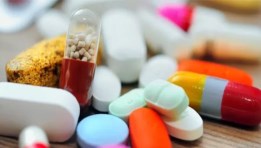 هيئة الدواء المصرية: ضبط 27 قضية لتداول الأدوية عبر الإنترنت خلال أكتوبر الماضي هيئة الدواء المصرية: ضبط 27 قضية لتداول الأدوية عبر الإنترنت خلال أكتوبر الماضي