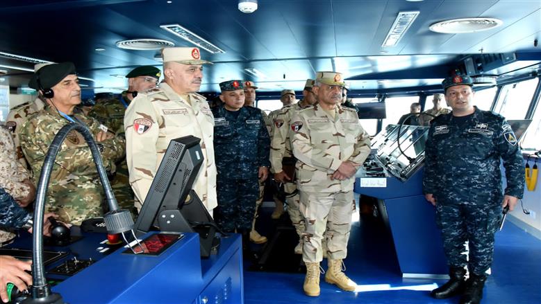 وزير الدفاع يشهد المرحلة الرئيسية لتدريب “ميدوزا-14” بمشاركة مصر و5 دول