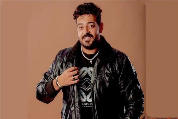 تحسن حالة المطرب الشعبي إسماعيل الليثي بعد الحادث المروع