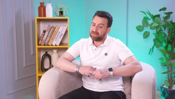 حكاية مؤلمة من نضال الشافعي عن فقدان زوجته.. تنبؤات لم يتوقعها