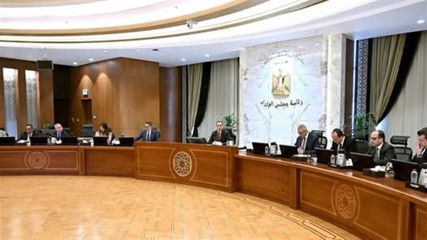 الحكومة تكشف موعد زيادة الأجور وخطة ضبط الأسعار خلال الفترة المقبلة