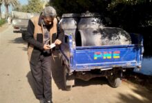 ضبط تروسيكل محمّل بألبان غير صالحة للاستهلاك الآدمي في الفشن ببني سويف