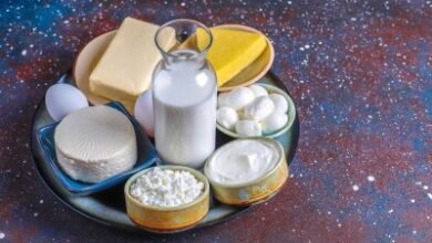 أطعمة ومشروبات شائعة قد تقلل هرمون الذكورة عند الإفراط في تناولها