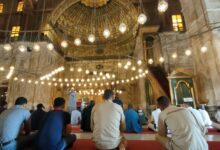 هل يجوز أداء صلاة تحية المسجد أثناء خطبة الجمعة؟ الإفتاء توضح