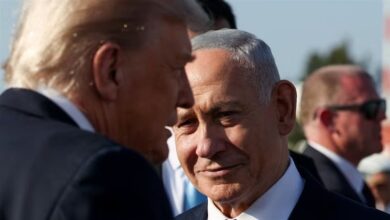 ترامب يتواصل مع قطر والسعودية والإمارات لبحث التصعيد