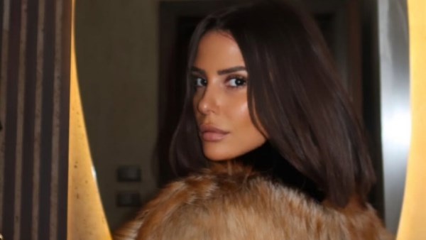 رسالة صادمة من إيمان العاصي ضد التحرش: “الكلاب تعرف السيطرة على غرائزها”