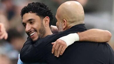 بيب جوارديولا يثني على عمر مرموش بعد تألقه أمام نيوكاسل